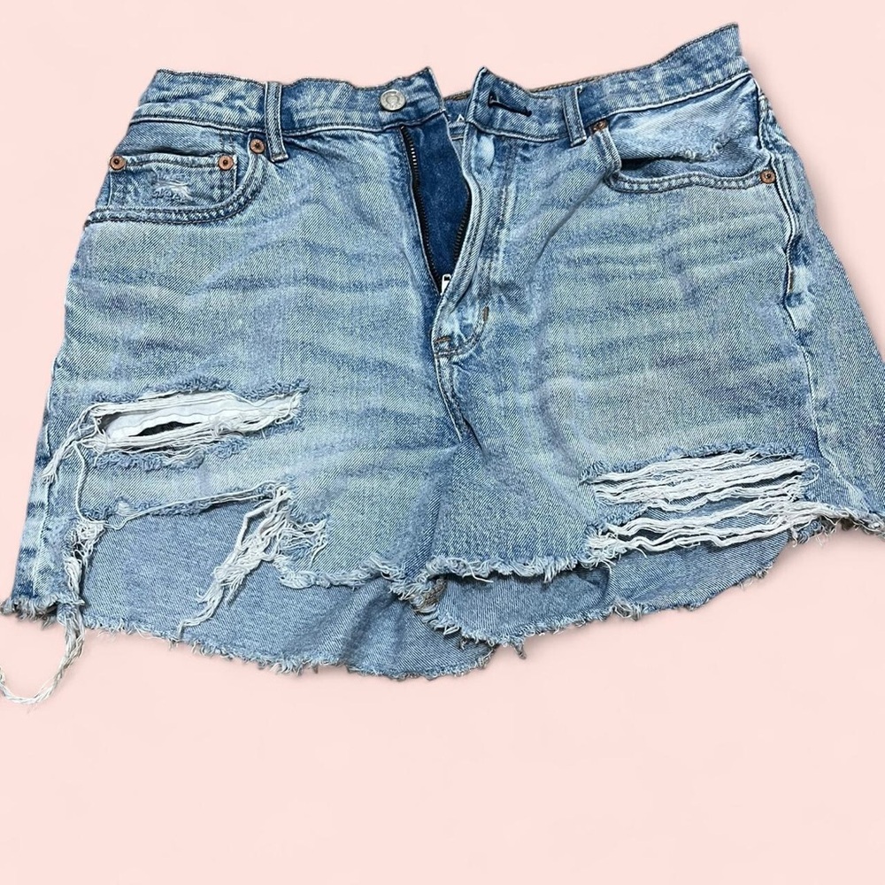 American Eagle Outfitters Light Blue Distressed Jean Shorts size 10 high waisted